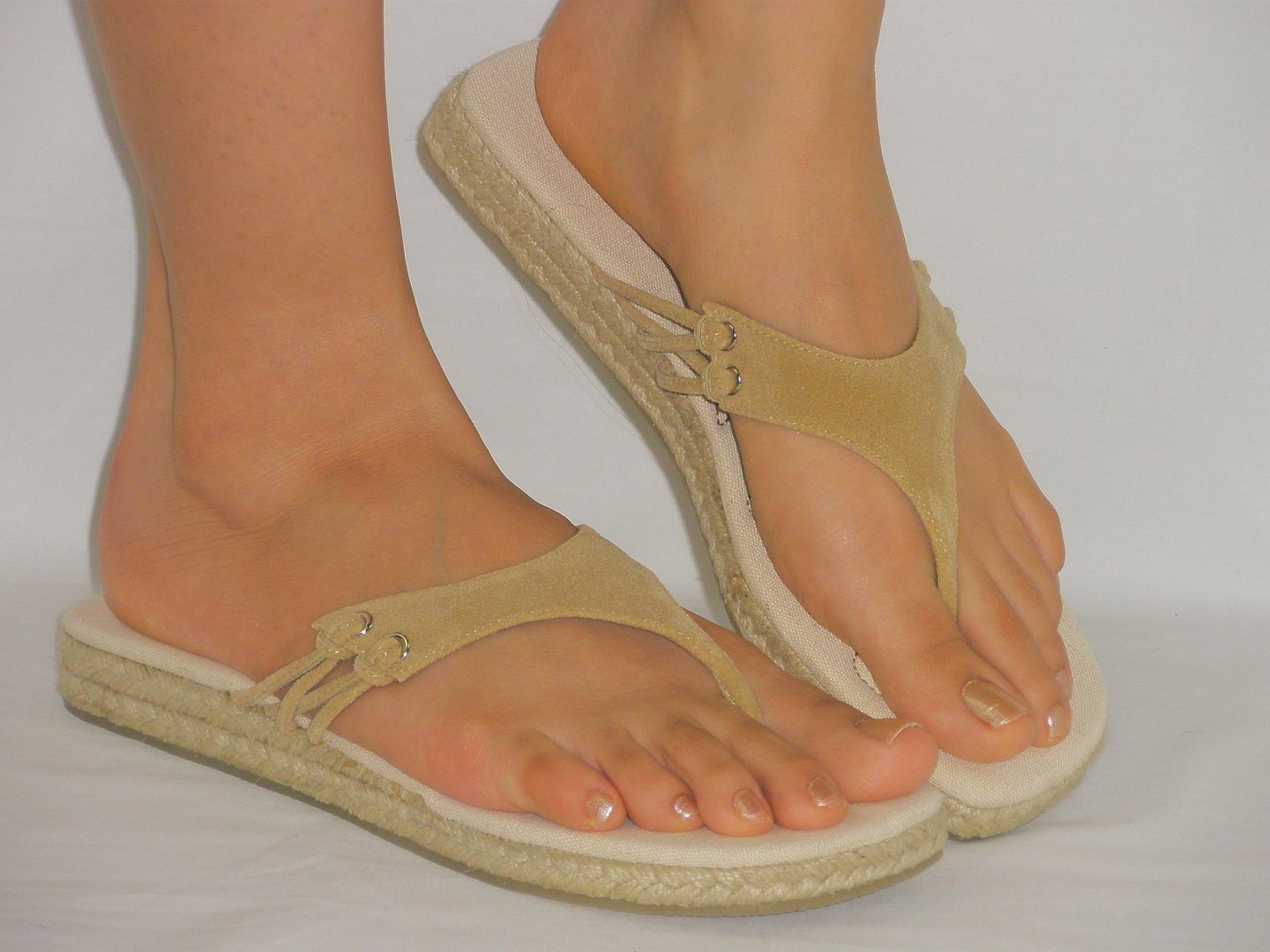 Espadrille Thong Flip Flops Sandalssuper Soft And Comfy Faux Suede Lightweight Ebay 9418