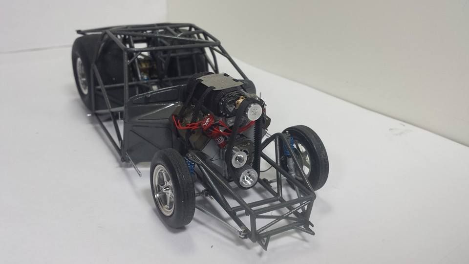 10419513_4363923273187_71156837872996052