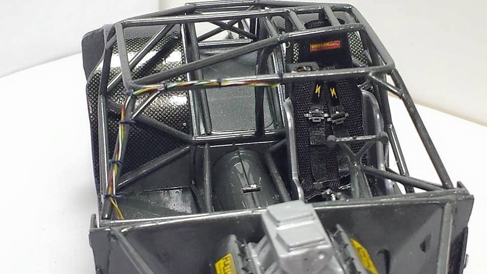 10405382_10200699894336681_8749559815672