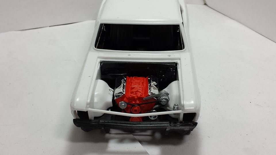 1745_10201175956077927_27838209427000814