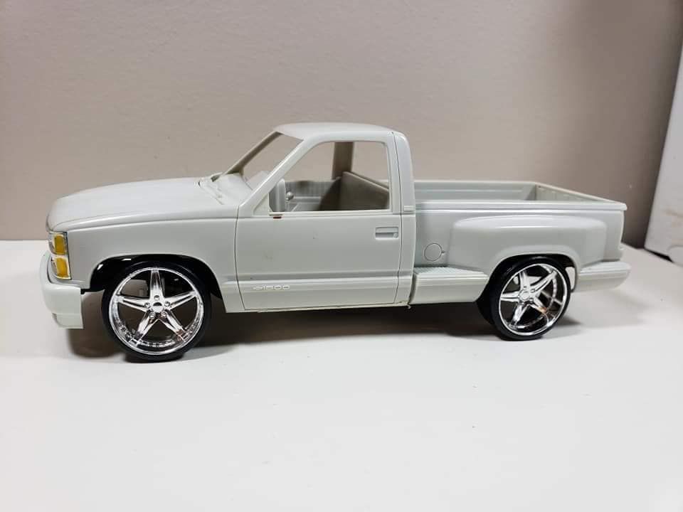 55882401_10205691489883450_4697321906758