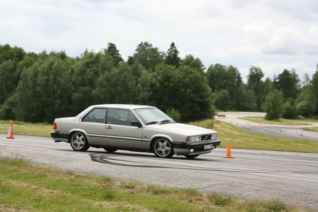 http://i194.photobucket.com/albums/z165/volvo__mannen/malmby2012/IMG_3550.jpg