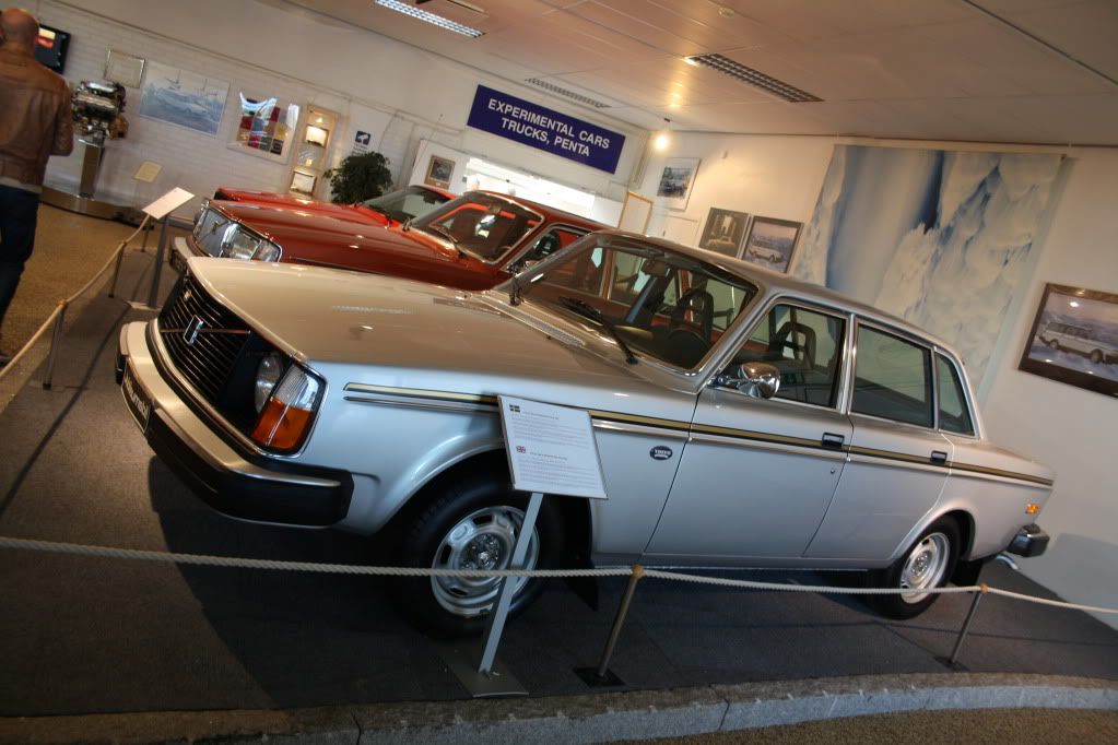 http://i194.photobucket.com/albums/z165/volvo__mannen/museets%20dag%202012/da11ebcd.jpg