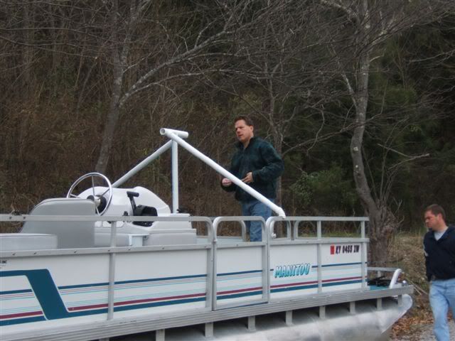 Pontoon Boat &amp; Deck Boat Forum • View topic - Winter cover solutions