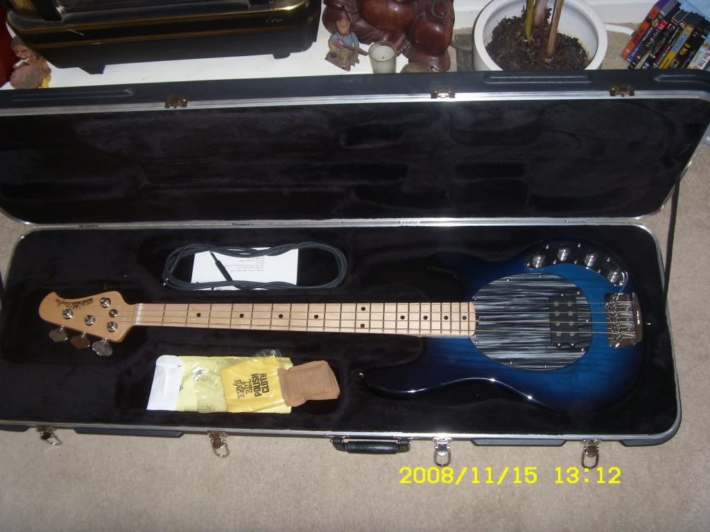 ST831109.jpg