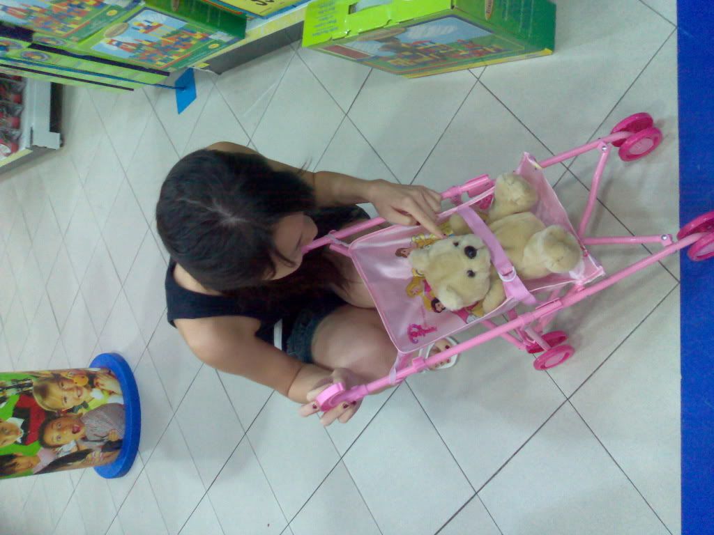 Photo Sharing and Video Hosting at Photobucket