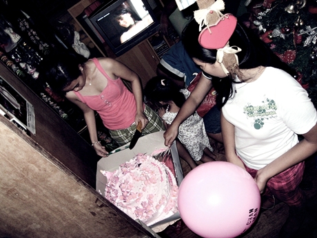 Photobucket - Video and Image Hosting