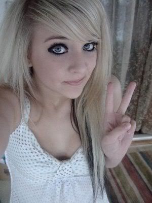 Blonde emo hairstyles for emo girls
