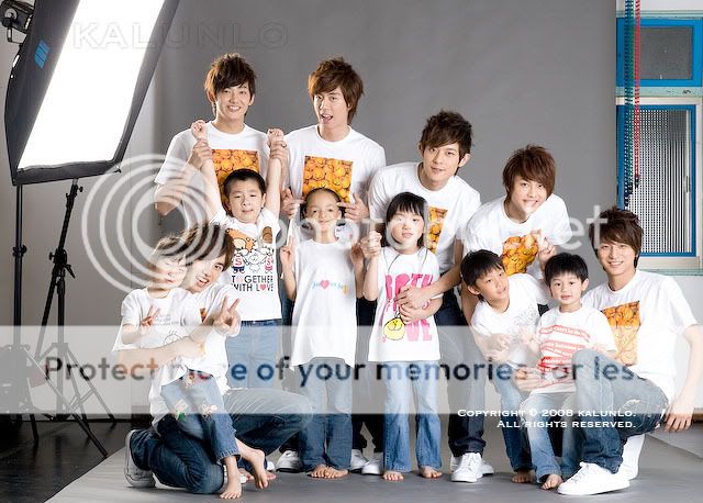 > 棒棒堂公益宣传照