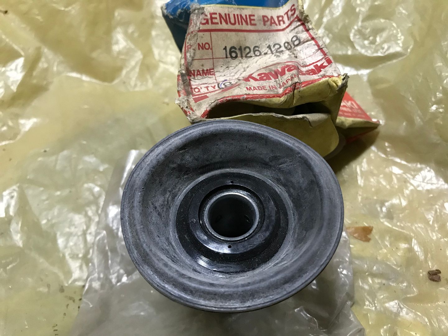 Kawasaki 88-89 ZX500 B1/B2 GPX500R Valve Vacuum Carburetor NOS